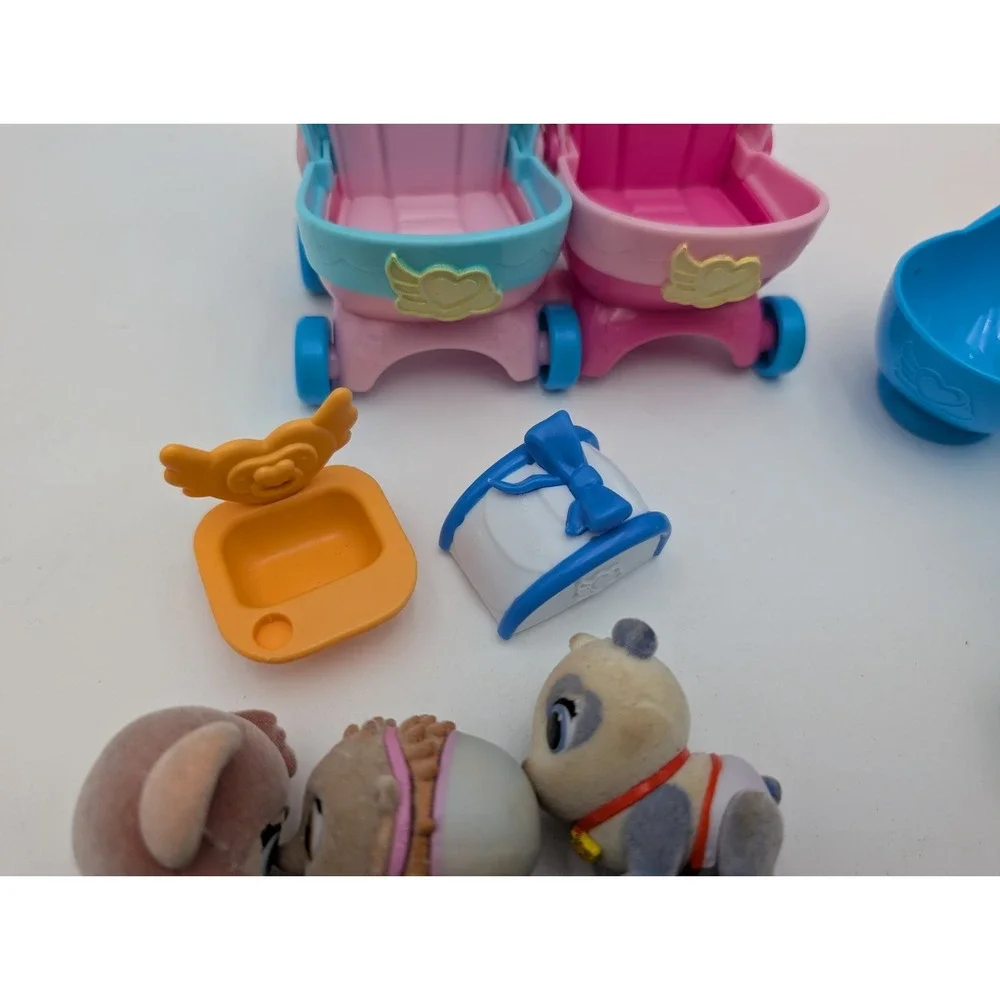 Disney Junior‎ TOTS Surprise Babies Nursery Care Figures Lot